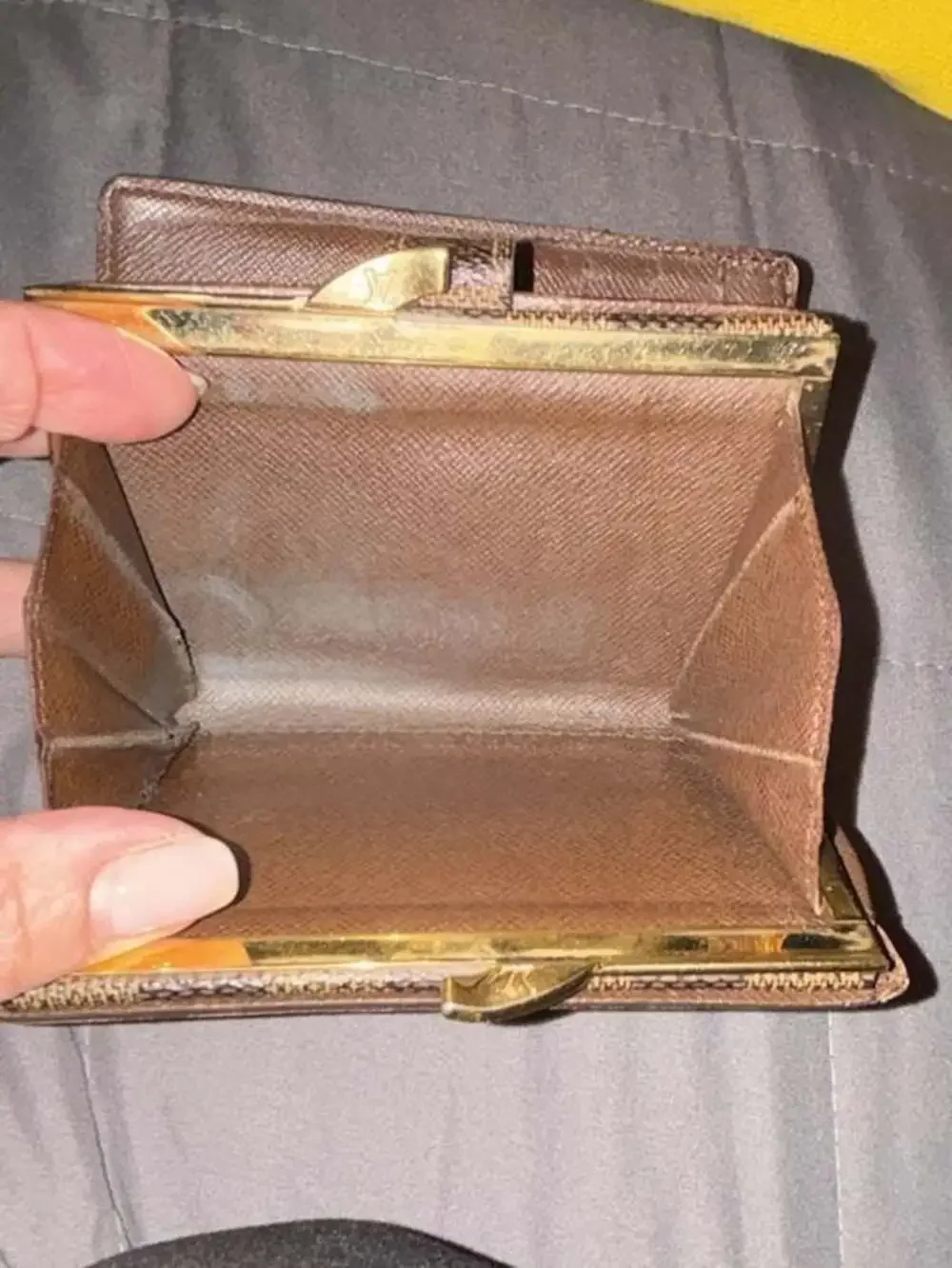Louis Vuitton Damier Ebene French Kisslock Purse Wallet